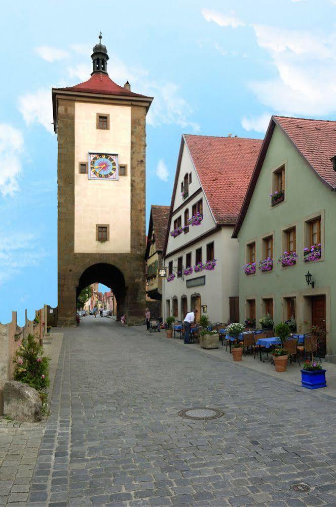Hotel Restaurant Cafe Uhl Rothenburg ob der Tauber Exterior foto